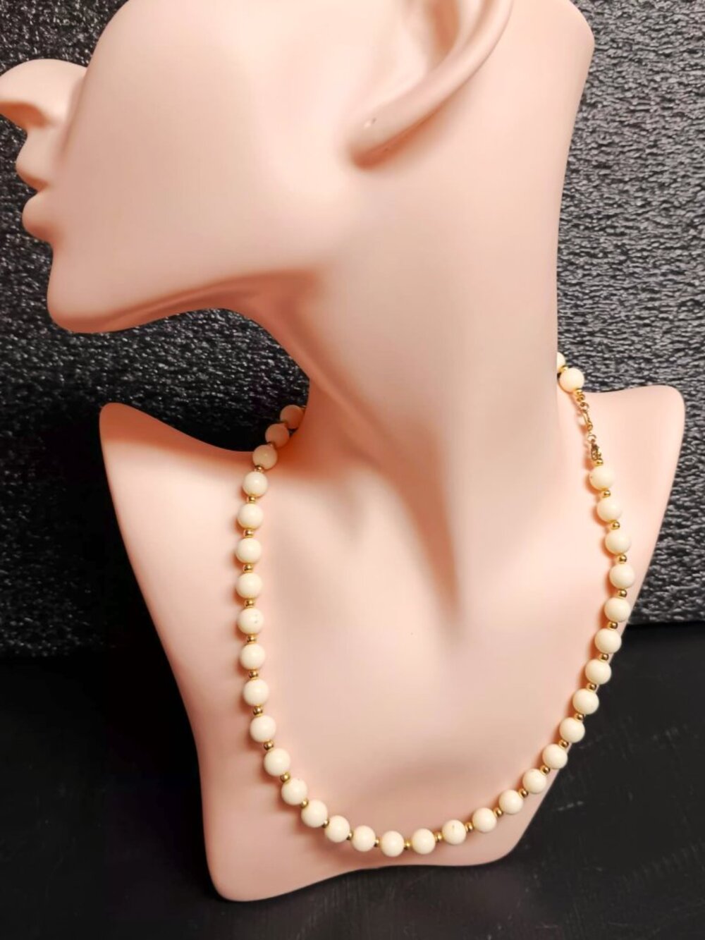 Monet vintage 18" goldtone and cream beads. Elegant, simple day to night.